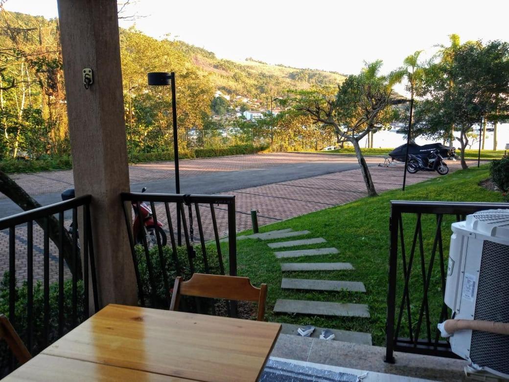 Angra Dos Reis - Apartamentos Com Vista Para O Mar Ou Para Piscina Condominio Porto Bali Kültér fotó